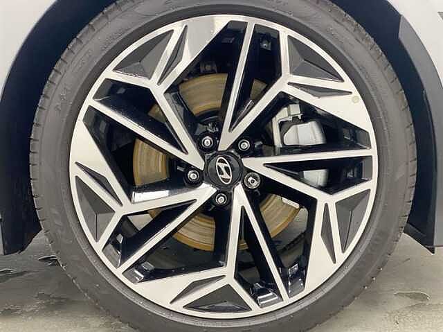 Hyundai IONIQ 6 168kW Ultimate 77kWh 4dr Auto