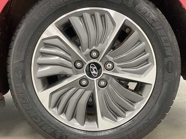 Hyundai IONIQ 1.6 GDi Plug-in Hybrid Premium SE 5dr DCT