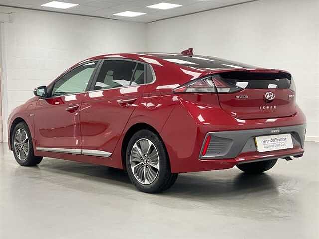 Hyundai IONIQ 1.6 GDi Plug-in Hybrid Premium SE 5dr DCT