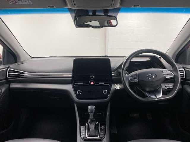 Hyundai IONIQ 1.6 GDi Plug-in Hybrid Premium SE 5dr DCT