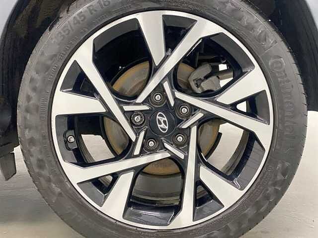 Hyundai KONA 1.0 TGDi 48V MHEV Premium 5dr