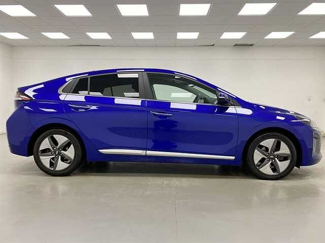 Hyundai IONIQ 1.6 GDi Hybrid Premium SE 5dr DCT
