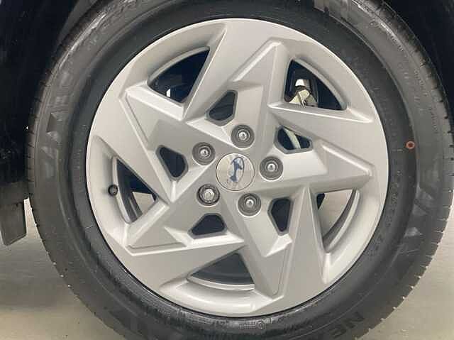 Hyundai KONA 1.6T 138 Advance 5dr
