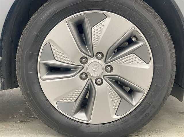 Hyundai KONA 150kW Premium SE 64kWh 5dr Auto