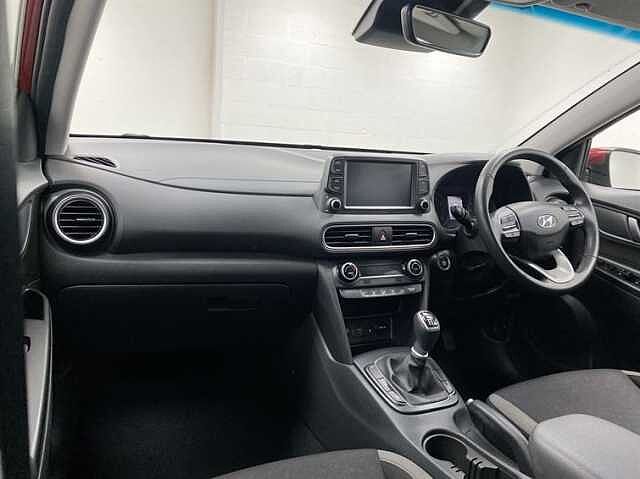 Hyundai KONA 1.0T GDi Blue Drive Premium 5dr RED