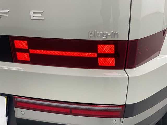 Hyundai SANTA FE 1.6 TGDi Plug-in Hybrid Ultimate 5dr 4WD Auto